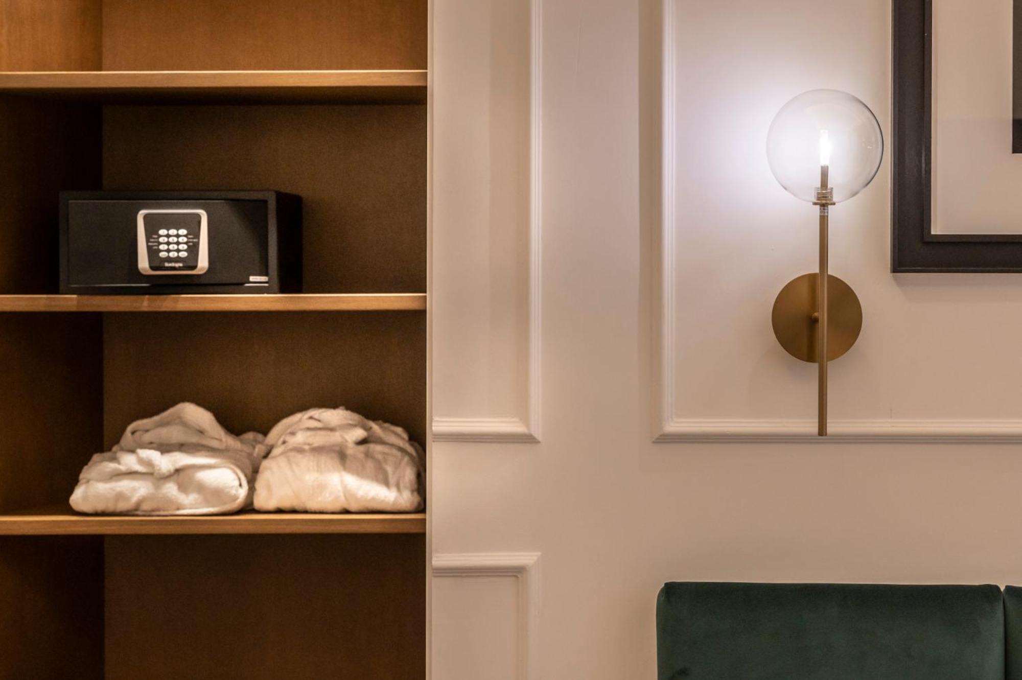 Suite Residenza Quartieri Storici Duomo フィレンツェ エクステリア 写真